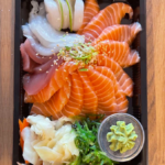 25. 15 biter sashimi  (SK, F, SE)